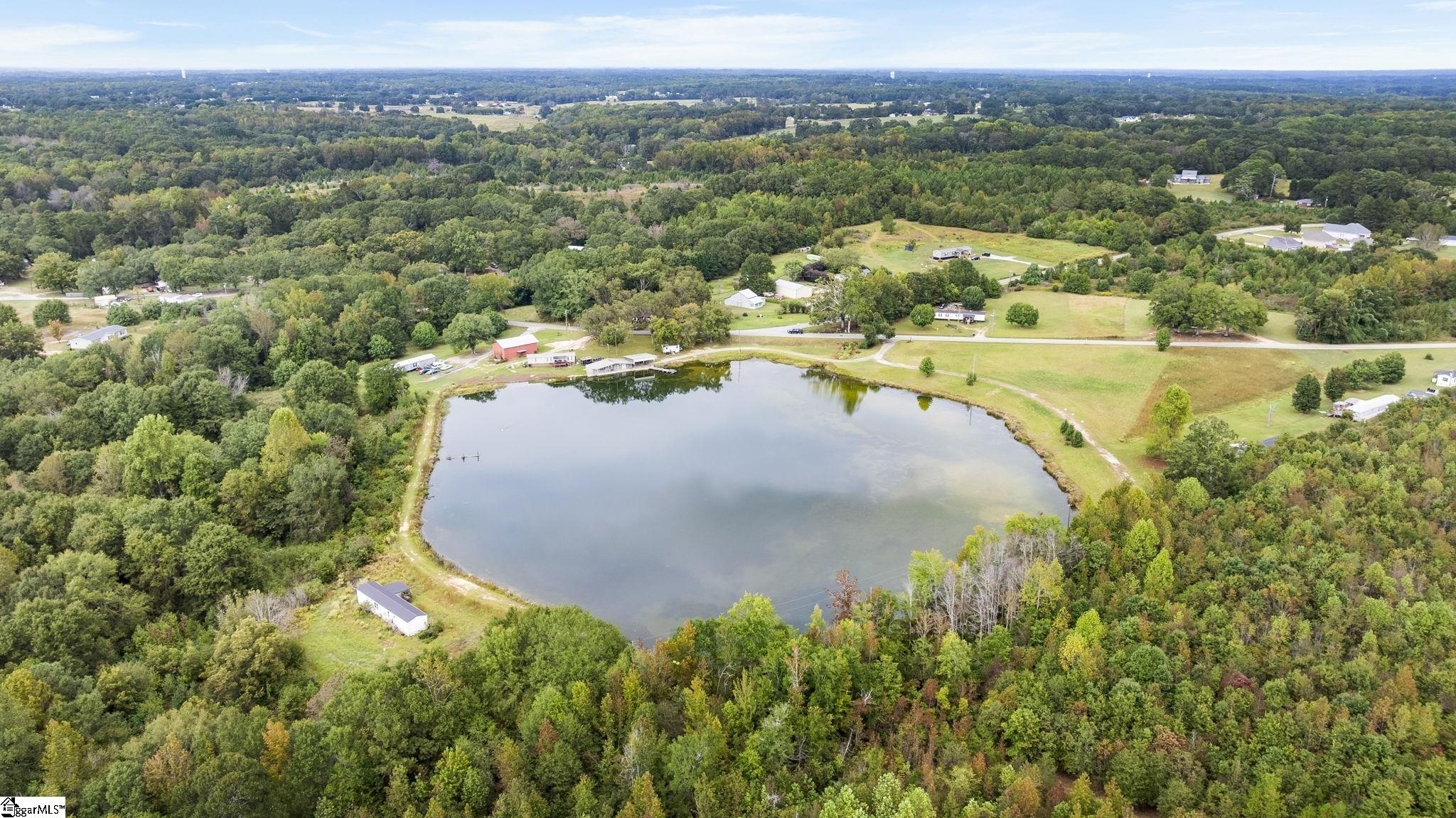 807 Cheddar Road Belton, SC 29627 - Photo 4 of 50