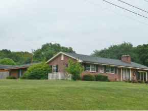 608 Hill Road Kingsport, TN 37664 - Photo 1 of 24 Photo 1