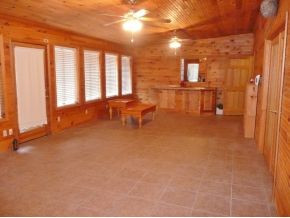 608 Hill Road Kingsport, TN 37664 - Photo 14 of 24 Family Room Den
