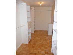 608 Hill Road Kingsport, TN 37664 - Photo 10 of 24 Master Closet