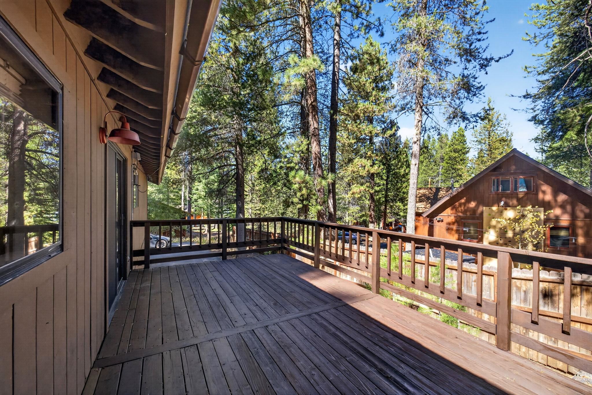 12479 Pine Forest Road Truckee, CA 96161 - Photo 19 of 20 Gallery Image 19