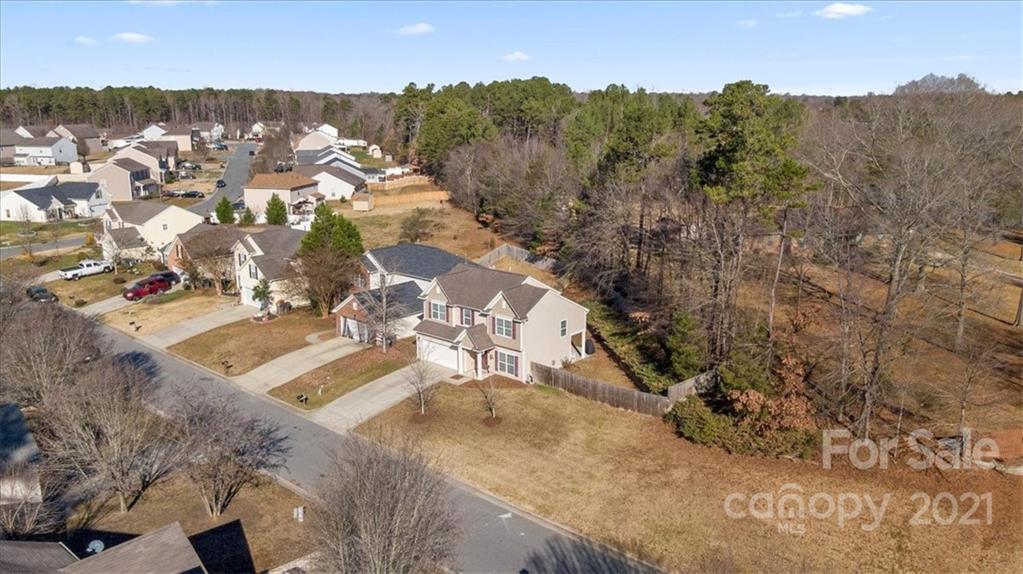 2015 Summit Ridge Lane Kannapolis, NC 28083 - Photo 4 of 43 Gallery Image 4