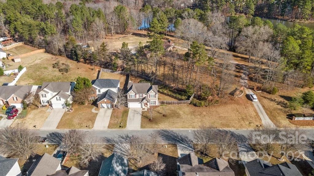 2015 Summit Ridge Lane Kannapolis, NC 28083 - Photo 5 of 43 Gallery Image 5