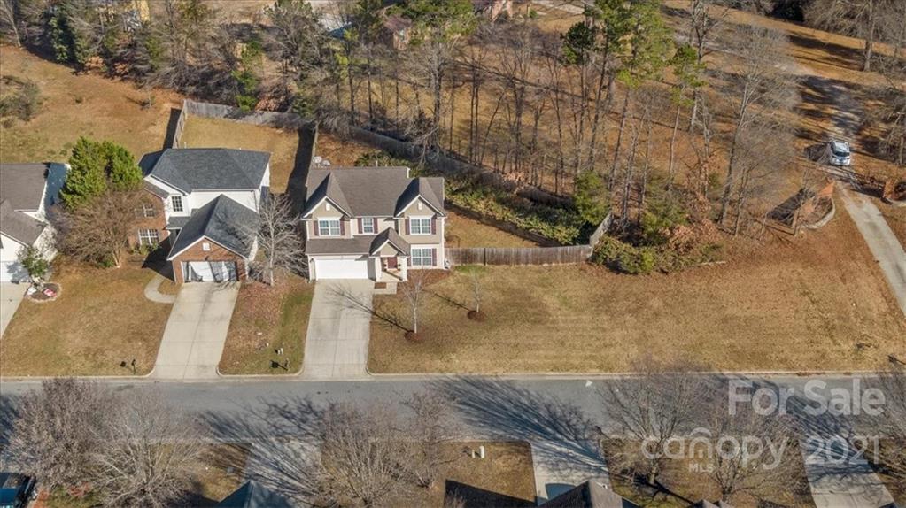 2015 Summit Ridge Lane Kannapolis, NC 28083 - Photo 6 of 43 Gallery Image 6