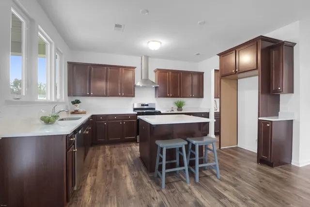 $434,400 | 1005 Mourning Warbler Way, Unit CC3172, Ravenel, SC 29470