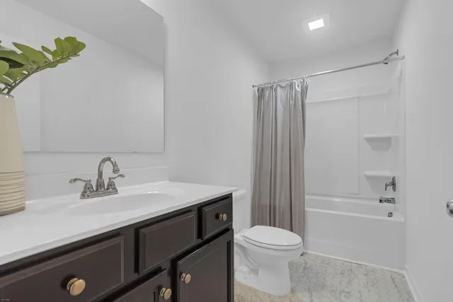 $434,400 | 1005 Mourning Warbler Way, Unit CC3172, Ravenel, SC 29470