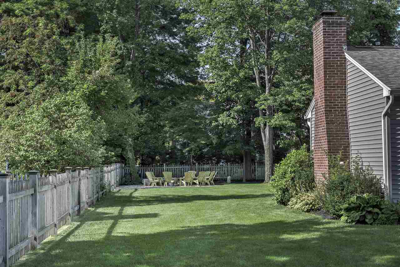 67 Ridgewood Avenue Keene, NH 03431 - Photo 3 of 40