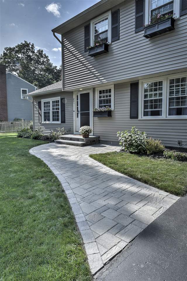 67 Ridgewood Avenue Keene, NH 03431 - Photo 4 of 40