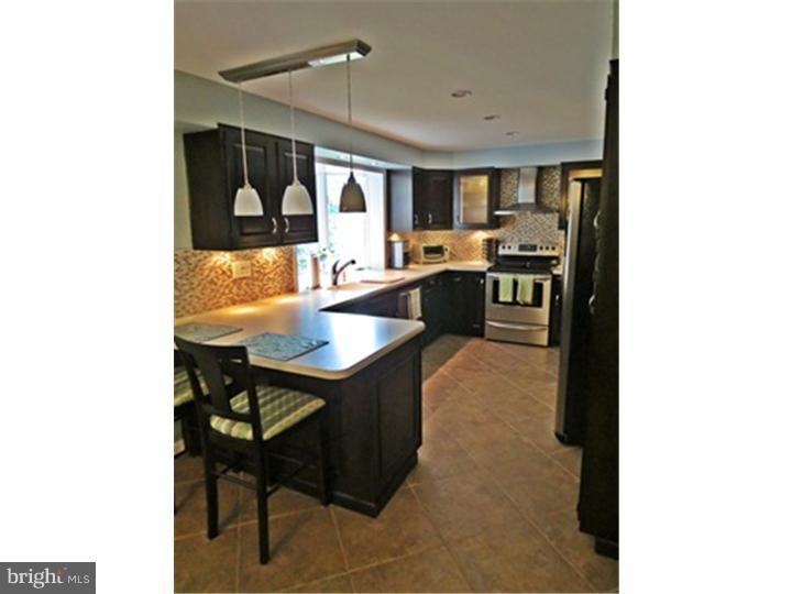 1154 Mallard Road West Chester, PA 19382 - Photo 5 of 25 Kitchen