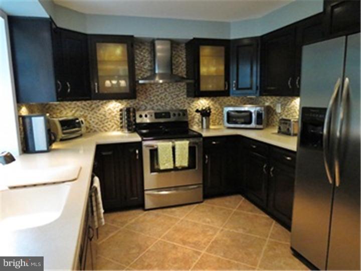 1154 Mallard Road West Chester, PA 19382 - Photo 9 of 25 Kitchen
