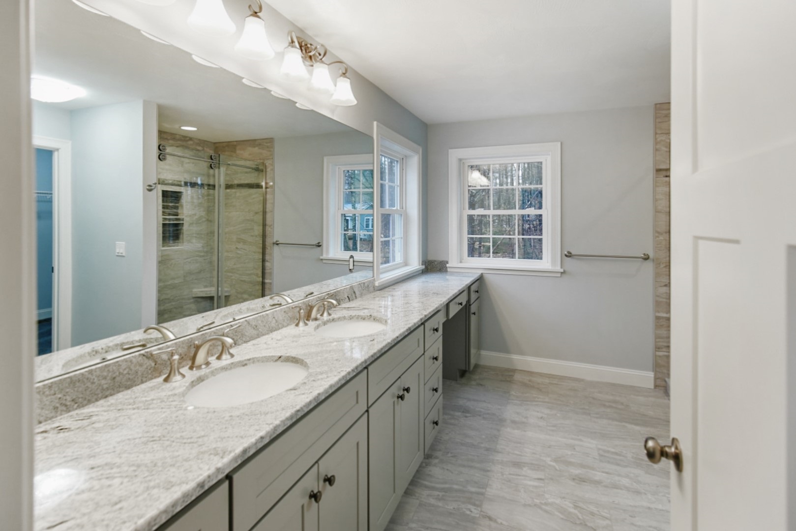 9 Glidden Road Gilford, NH 03249 - Photo 21 of 37