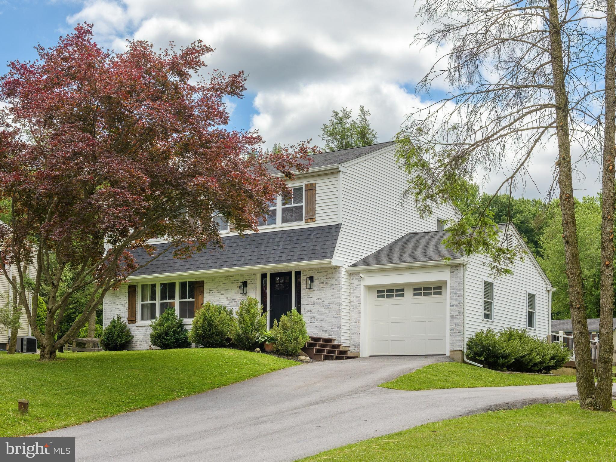 1104 Caln Meetinghouse Road Coatesville, PA 19320 - Photo 2 of 47