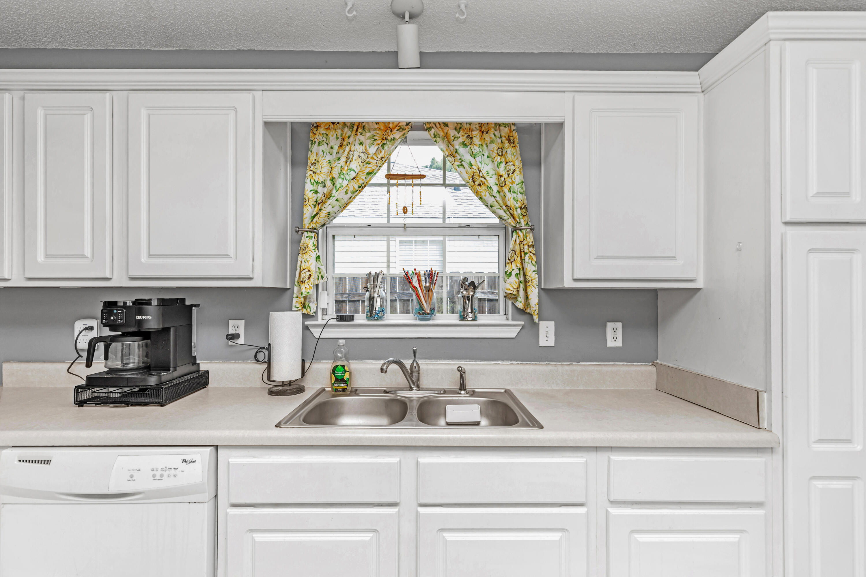 16 Cactus Road Mary Esther, FL 32569 - Photo 11 of 35 147A9137