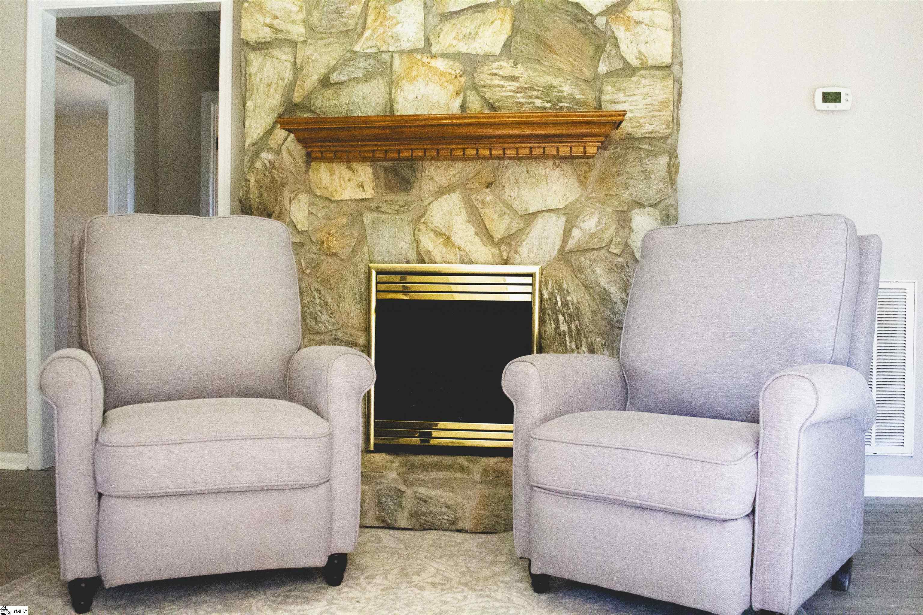 905 Pace Bridge Road Easley, SC 29640 - Photo 2 of 17