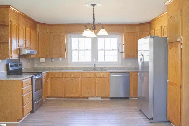 $279,700 | 905 Pace Bridge Road, Easley, SC 29640