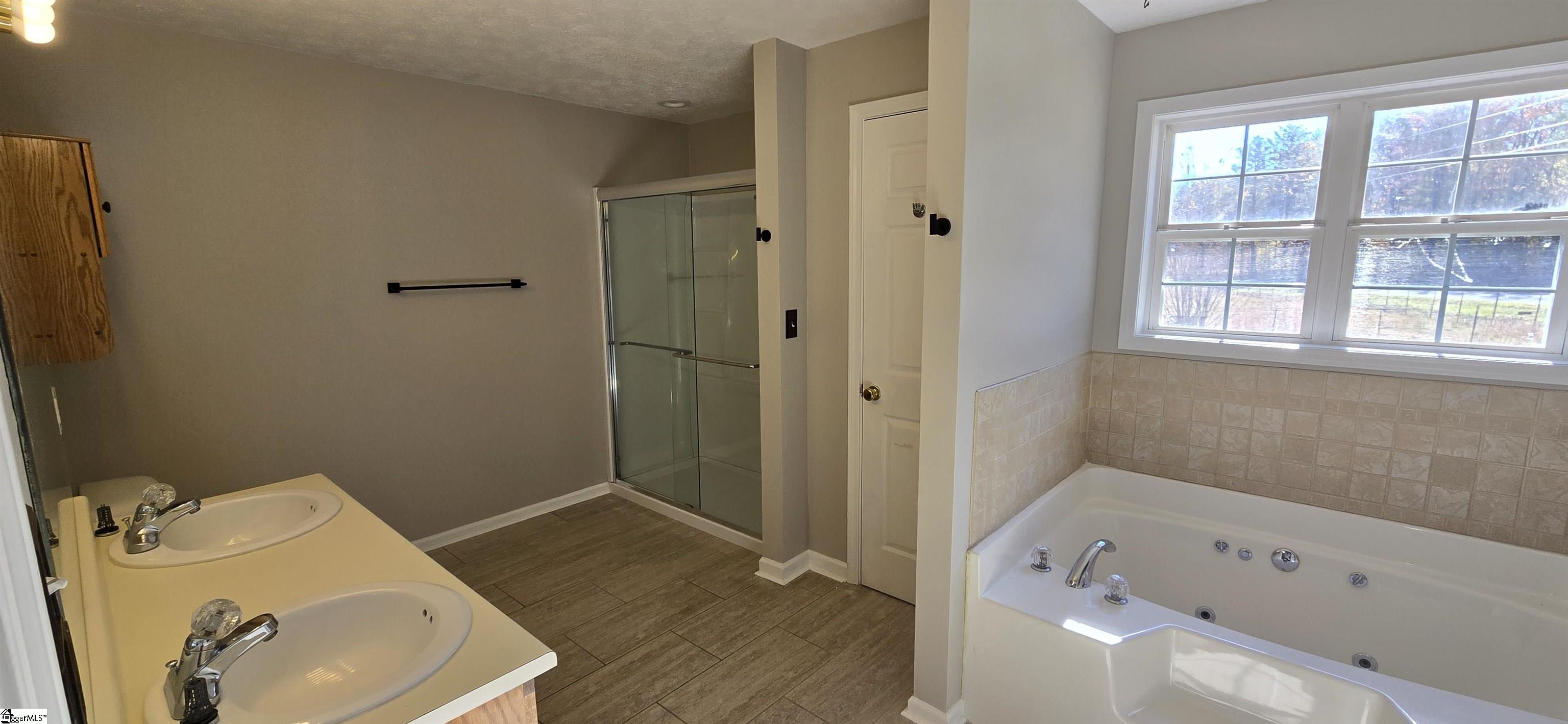 905 Pace Bridge Road Easley, SC 29640 - Photo 9 of 17