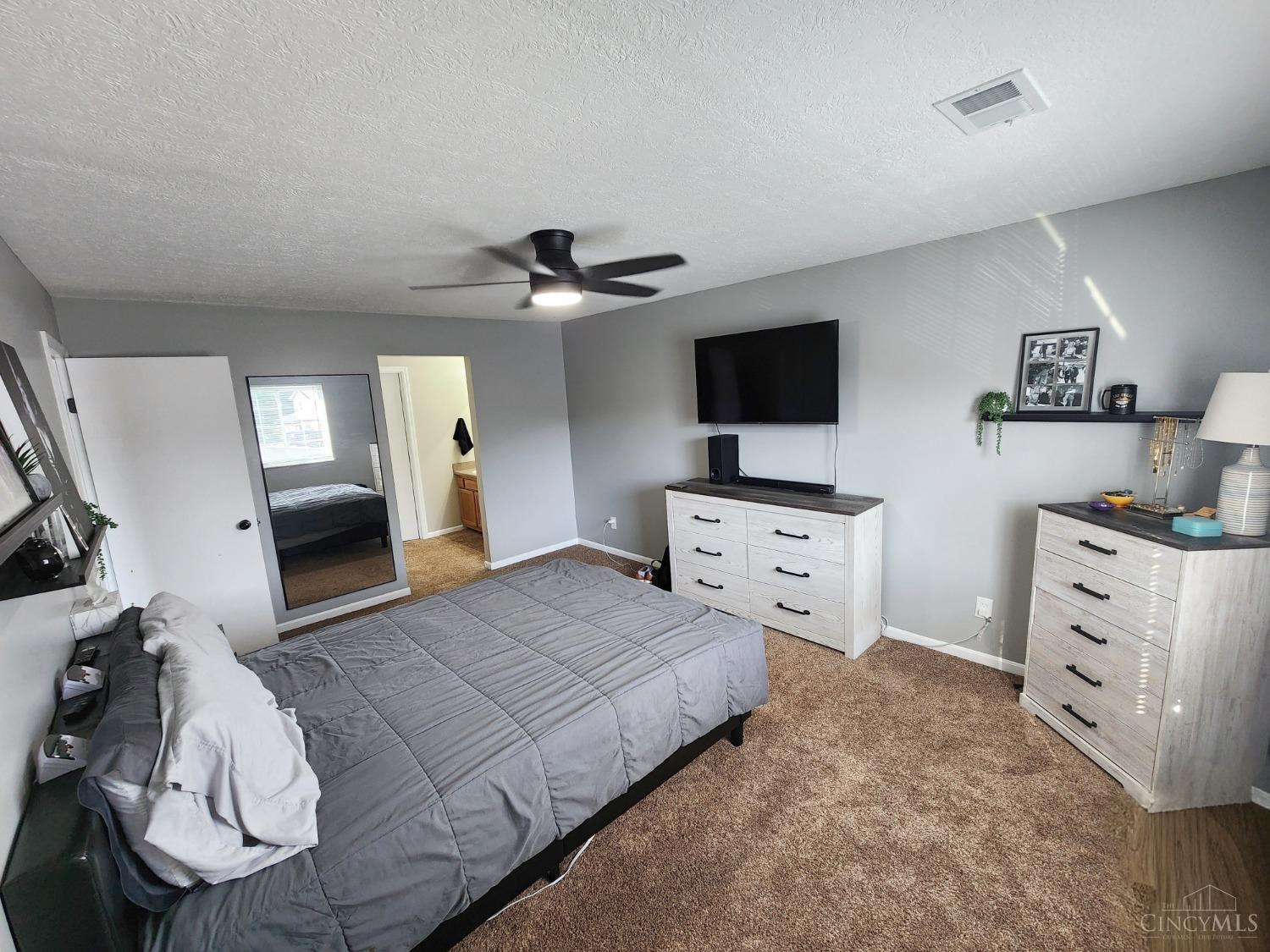 7915 Cheviot Road, Unit 32 Cincinnati, OH 45247 - Photo 19 of 22