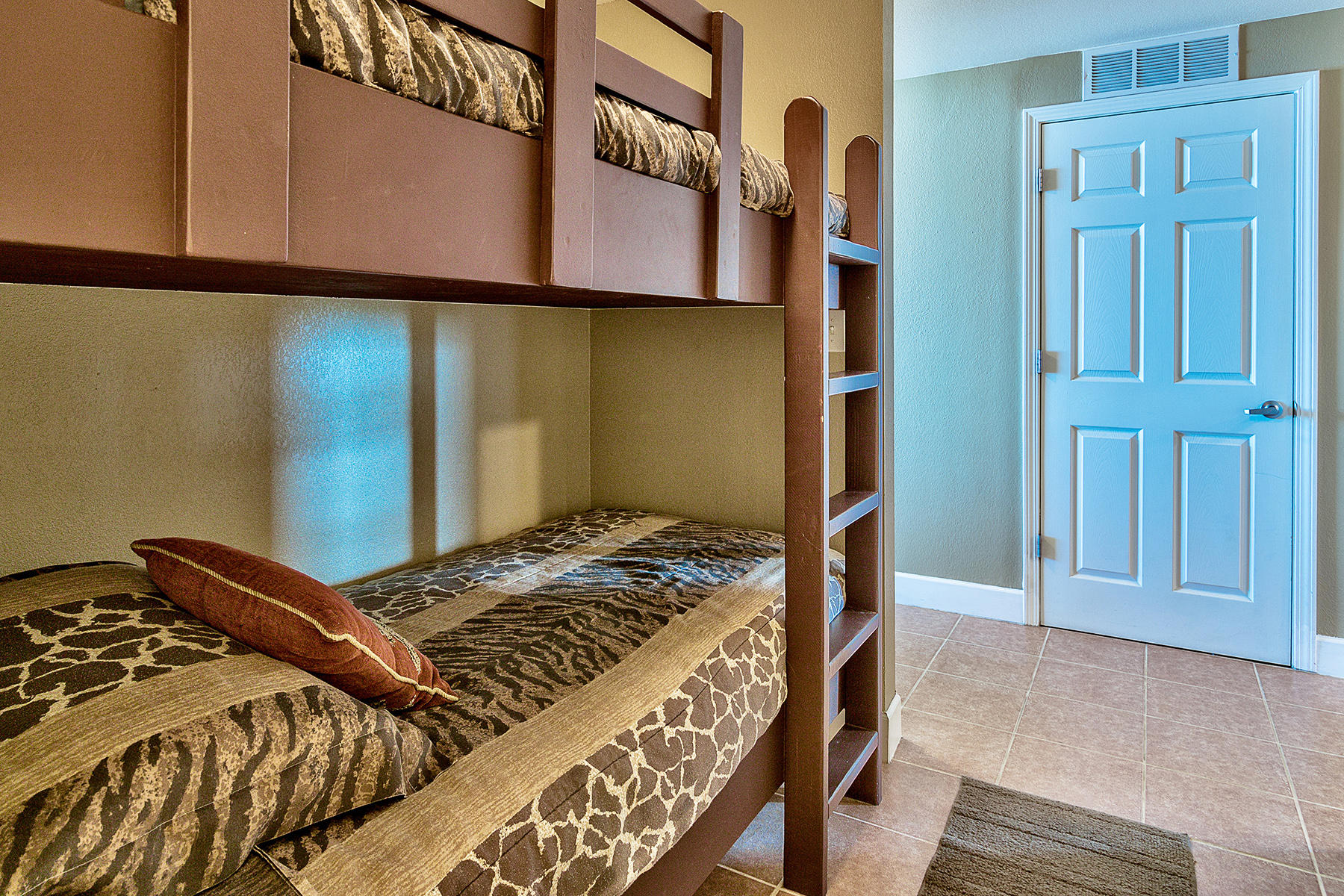 16819 Front Beach Road, Unit 1110 Panama City Beach, FL 32413 - Photo 13 of 34 a bedroom with a bed and a window