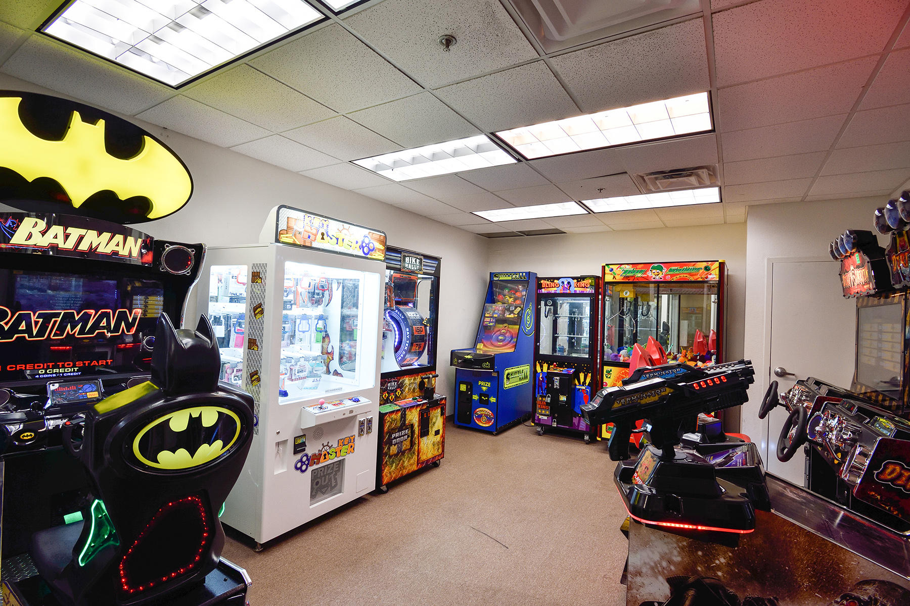 16819 Front Beach Road, Unit 1110 Panama City Beach, FL 32413 - Photo 30 of 34 a view of a room with gym equipment