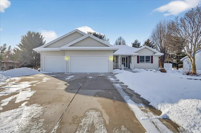 $449,900 | 60 Spruce Street, Edgerton, WI 53534