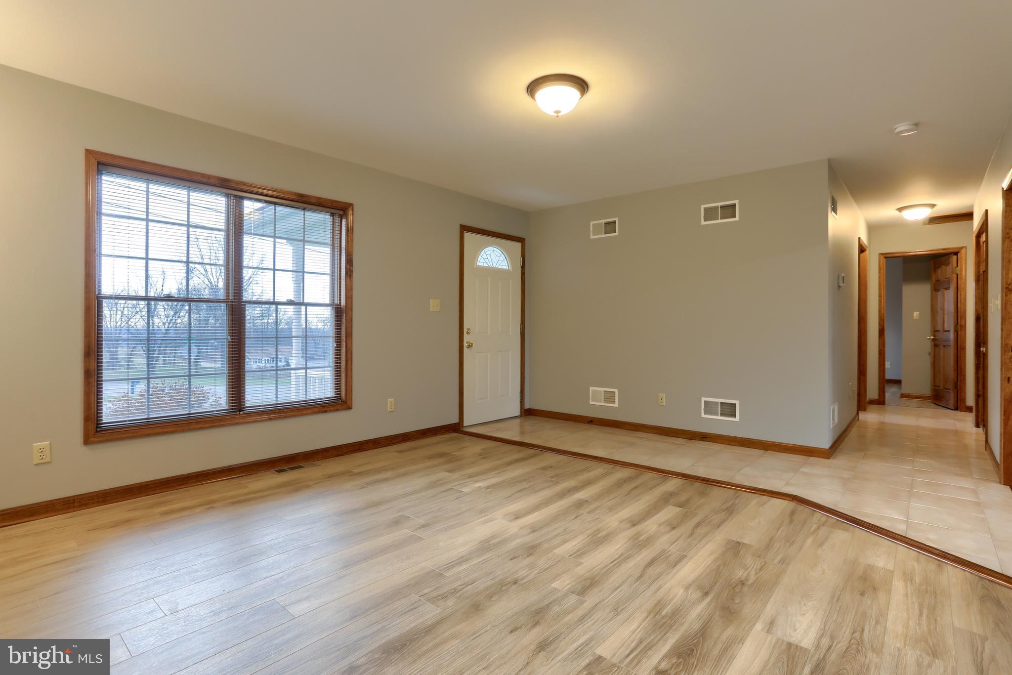 4724 Ridge Road Elizabethtown, PA 17022 - Photo 9 of 62 Gallery Image 9
