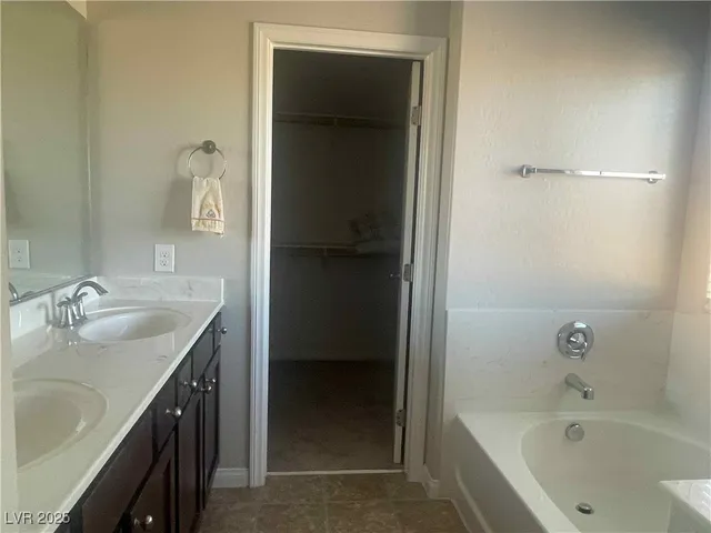 $1,960 | 242 Botanic Gardens Drive, Las Vegas, NV 89148
