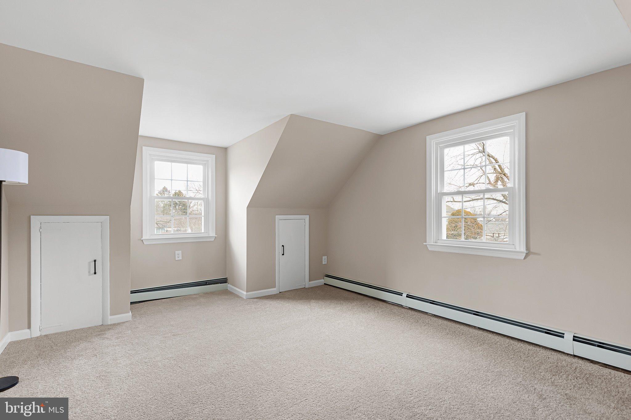 15 Irwin Avenue New Castle, DE 19720 - Photo 20 of 29 an empty room with windows
