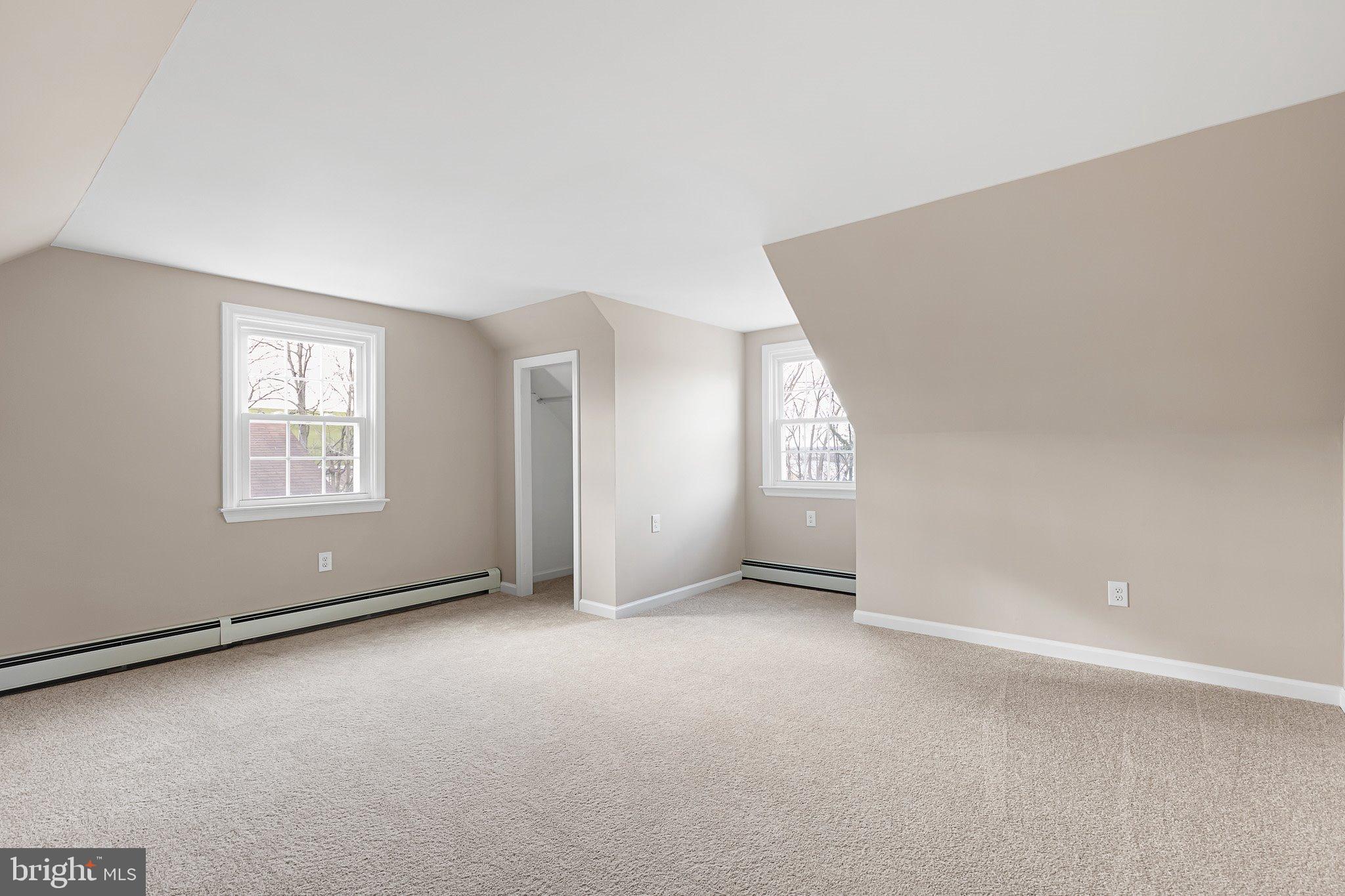 15 Irwin Avenue New Castle, DE 19720 - Photo 23 of 29 an empty room with windows