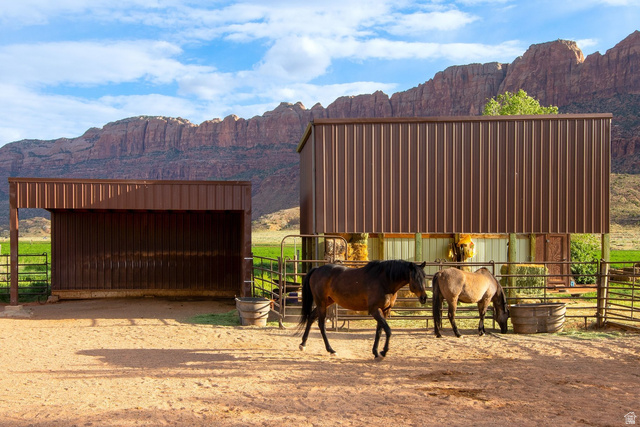 3886 South Maynard Road, Unit 2 Moab, UT 84532 - Photo 15 of 36 Gallery Image 15