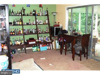 1 Hawk Road Levittown, PA 19056 - Photo 4 of 10 Gallery Image 4