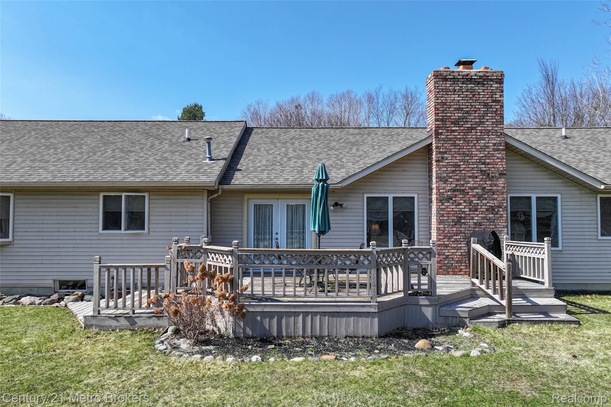 5464 North Seymour Road Flushing, MI 48433 - Photo 10 of 59 Back of house
