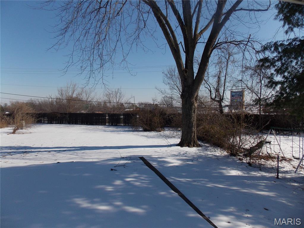 320 Viewpoint Lane Lake St. Louis, MO 63367 - Photo 5 of 18