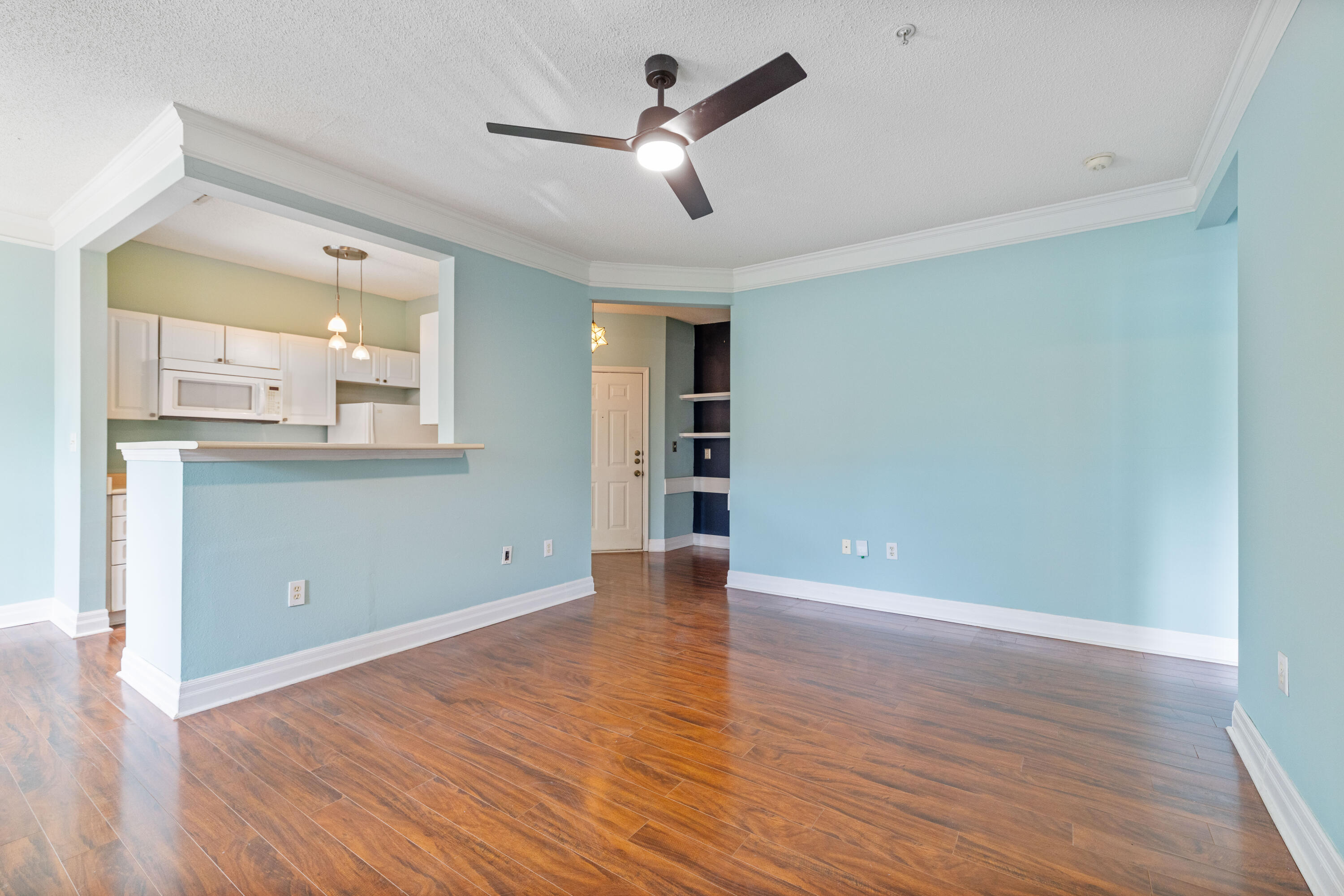 2322 Chatelain Way Mount Pleasant, SC 29464 - Photo 15 of 49