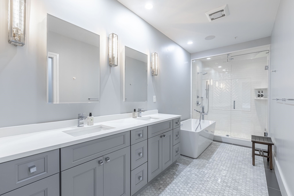 35 Farragut Road, Unit 3 Boston, MA 02127 - Photo 17 of 40 Gallery Image 17