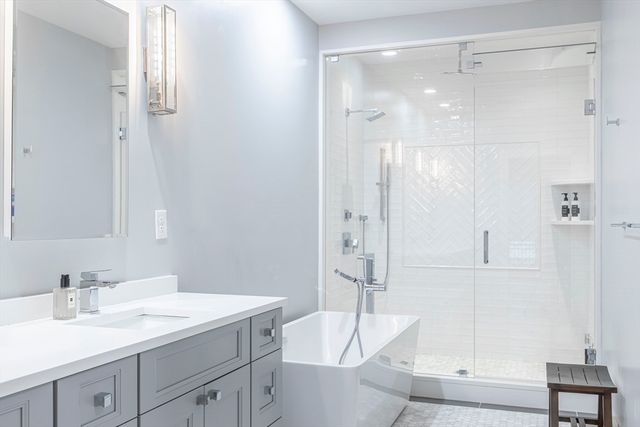 $2,725,000 | 35 Farragut Road, Unit 3, Boston, MA 02127