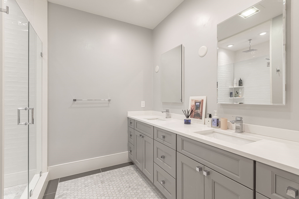 35 Farragut Road, Unit 3 Boston, MA 02127 - Photo 28 of 40 Gallery Image 28