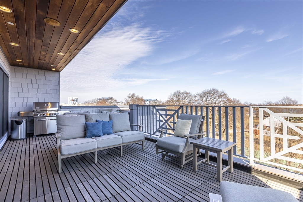 35 Farragut Road, Unit 3 Boston, MA 02127 - Photo 37 of 40 Gallery Image 37