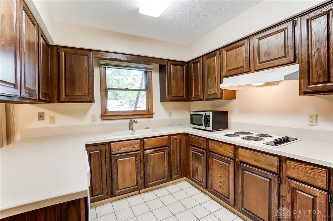 545 Queensgate Road Springboro, OH 45066 - Photo 10 of 47 Gallery Image 10