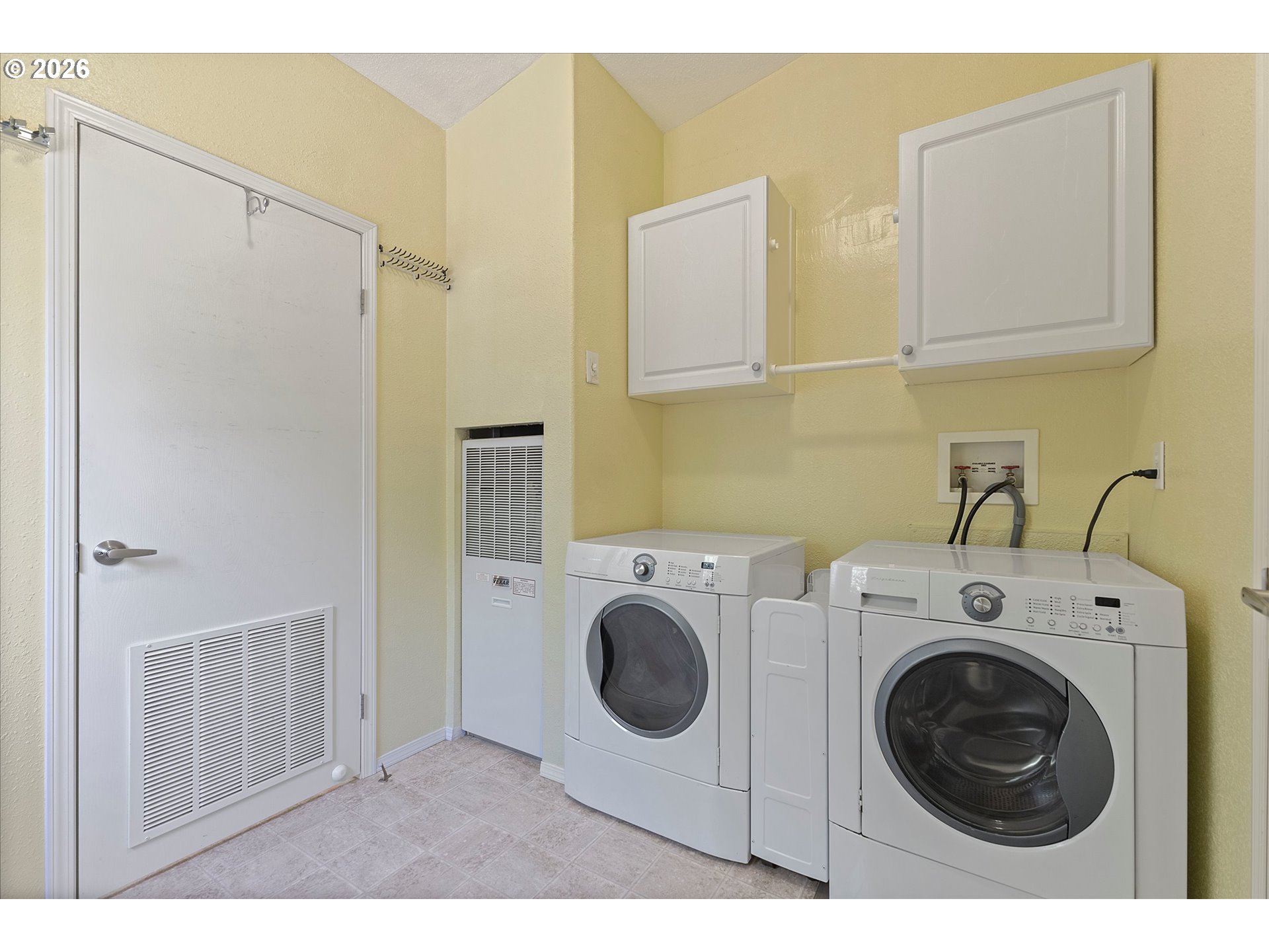 1949 Southeast Palmquist Road, Unit 73 Gresham, OR 97080 - Photo 10 of 26 Laundry