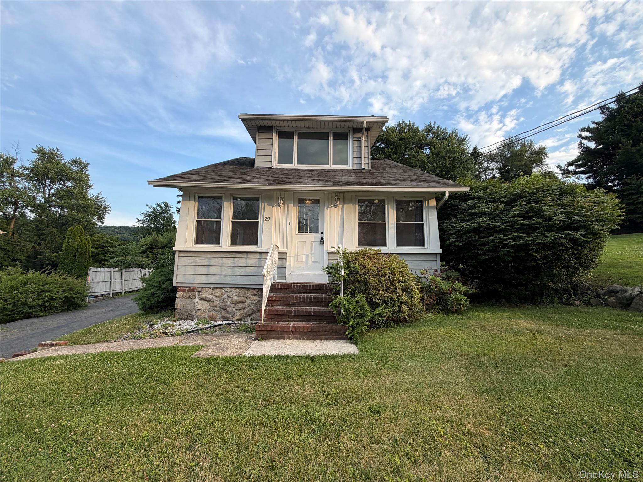 29 Ramapo Road Garnerville, NY 10923 - Photo 2 of 20