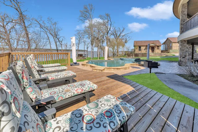 $1,999,999 | 20433 Doral Drive, Point Blank, TX 77364