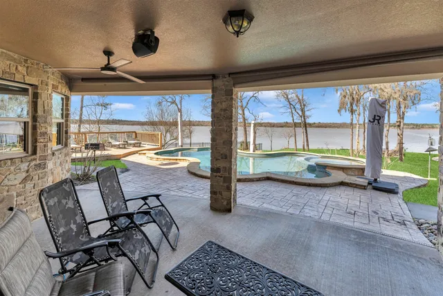 $1,999,999 | 20433 Doral Drive, Point Blank, TX 77364