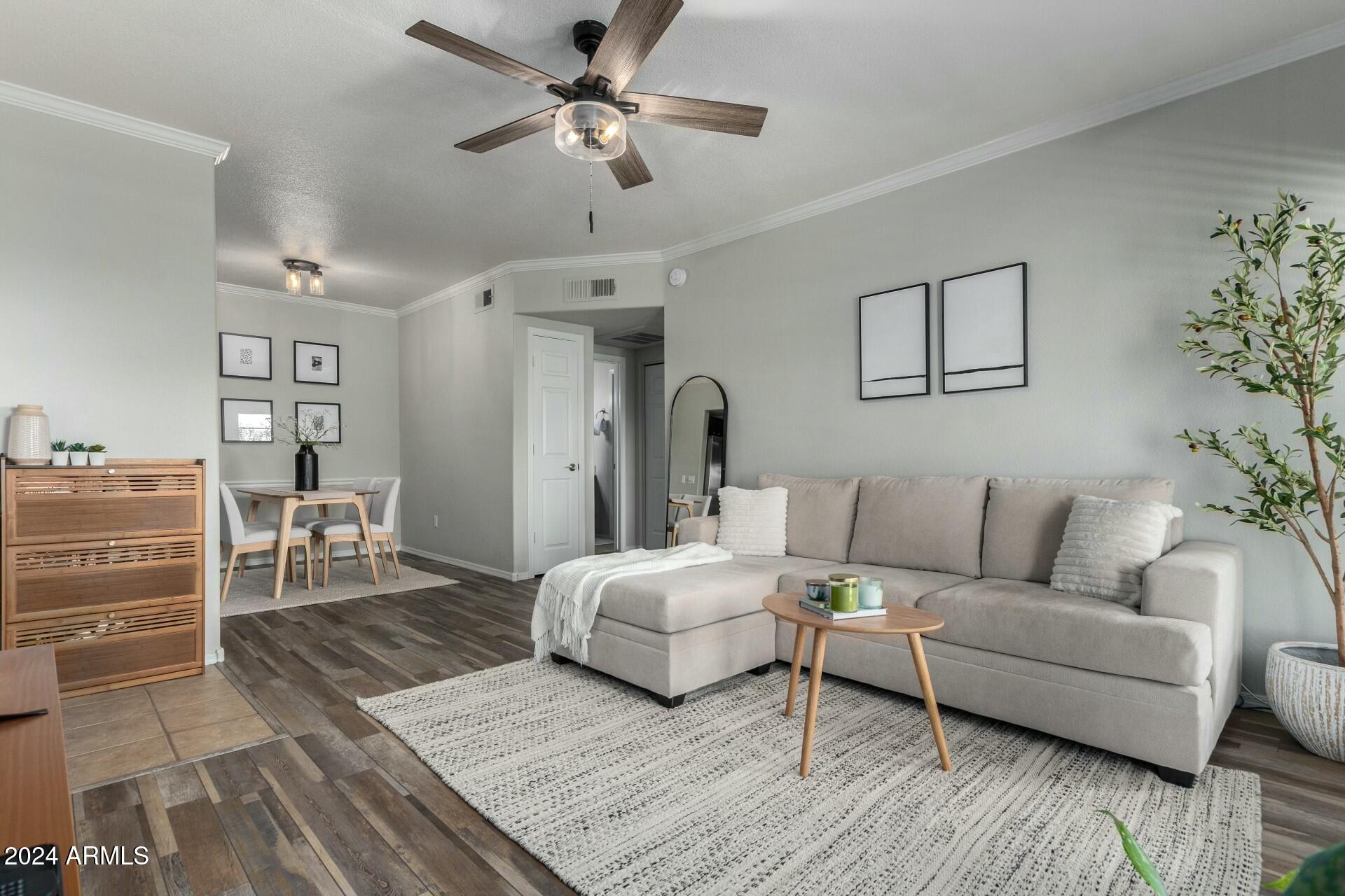 15095 North Thompson Peak Parkway, Unit 3099 Scottsdale, AZ 85260 - Photo 5 of 26 Open living space