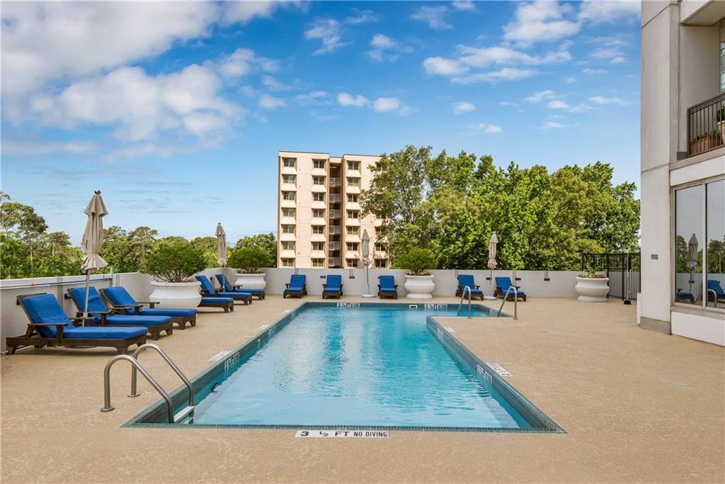 2828 Peachtree Road Northwest, Unit 1903 Atlanta, GA 30305 - Photo 34 of 37