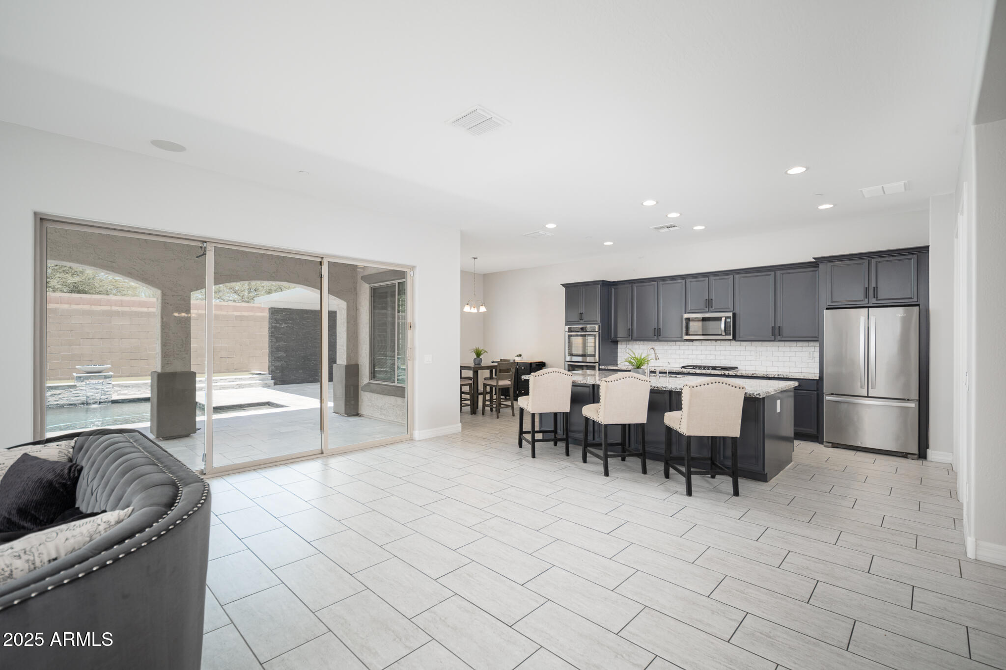 9752 West Rowel Road Peoria, AZ 85383 - Photo 7 of 48 07_Great-Room_03