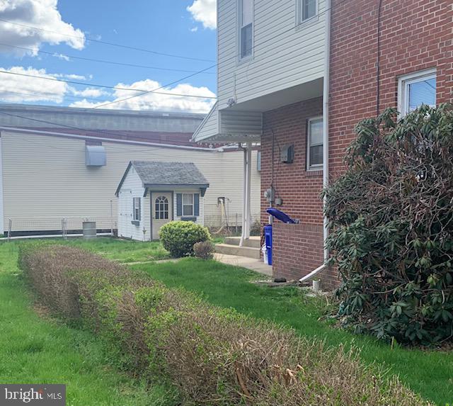 1457 Church Street Reading, PA 19601 - Photo 4 of 5