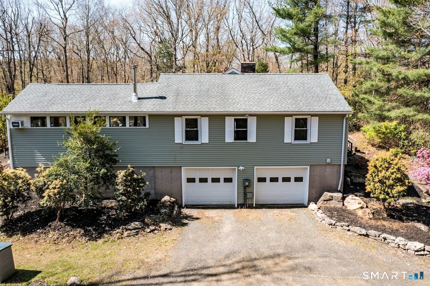 193 R Blue Hills Road Durham, CT 06422 - Photo 28 of 30 a view of a house with a yard covered in snow
