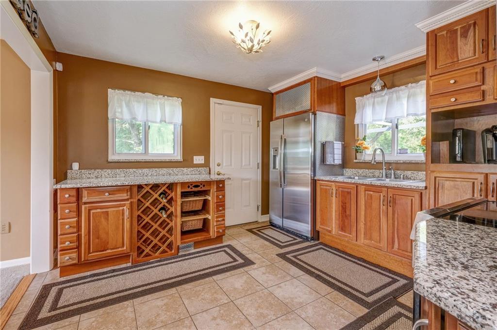 144 Old Rte 8 South Valencia, PA 16059 - Photo 8 of 22 Gallery Image 8