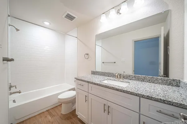 $1,550 | 7545 Briarwood Pass, Unit 101, San Antonio, TX 78252