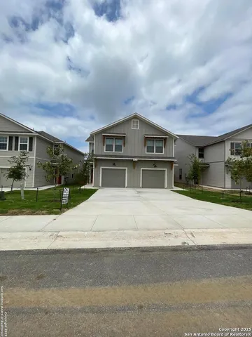 $1,825 | 7545 Briarwood Pass, Unit 101, San Antonio, TX 78252